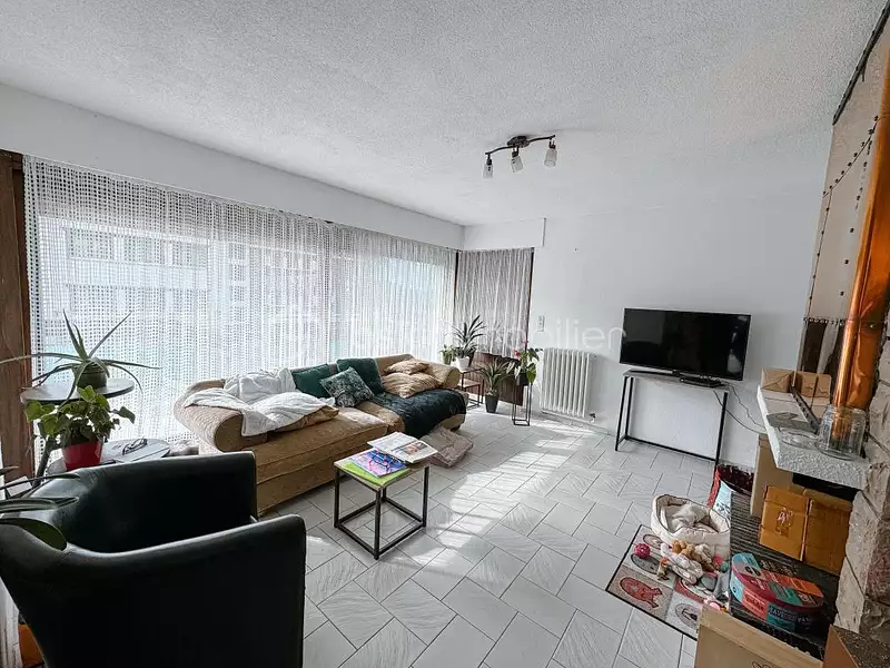Maison, 255 m²