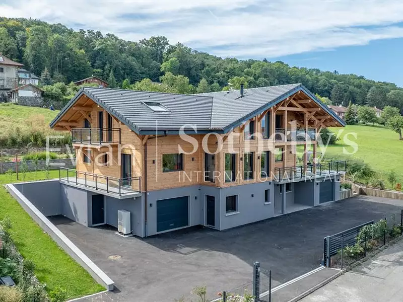 Maison, 355 m²