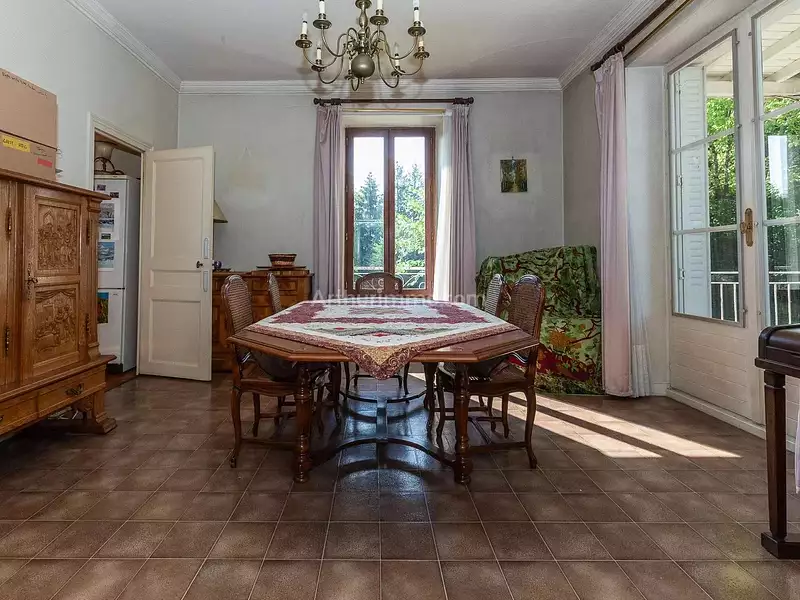 Maison, 210 m²