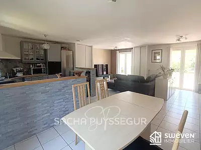 Maison, 131 m²