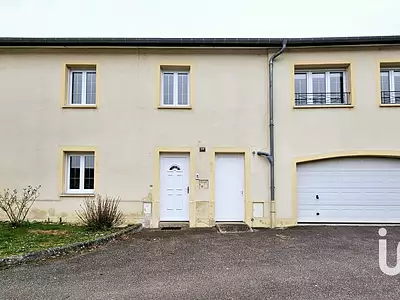 Maison, 240 m²