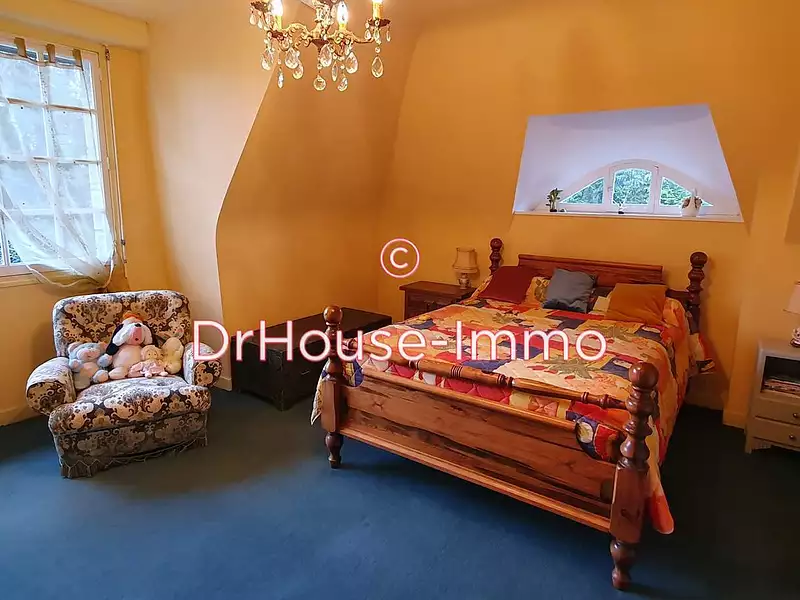 Maison, 230 m²