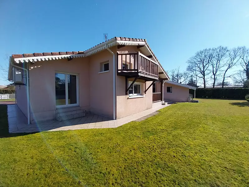 Maison, 144,3 m²