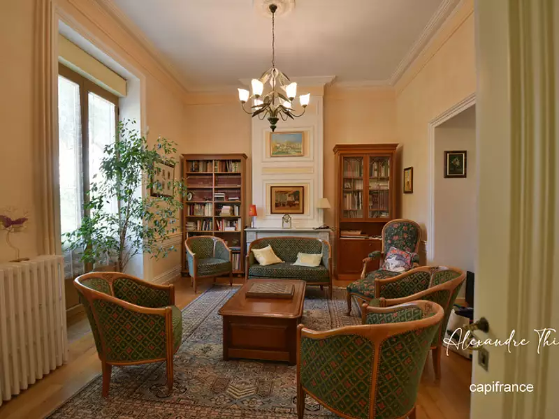 Maison, 361 m²