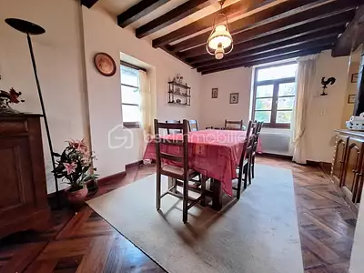 Maison, 197 m²