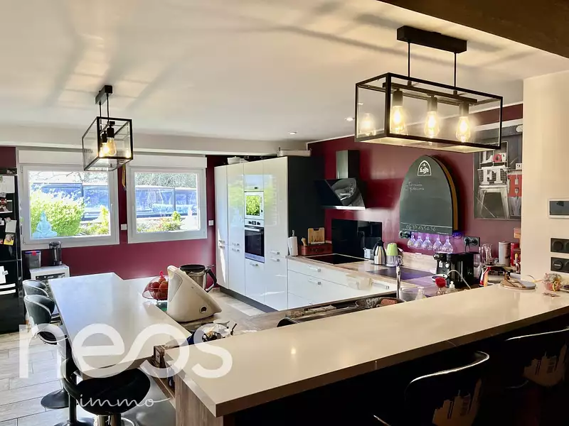 Maison, 349 m²