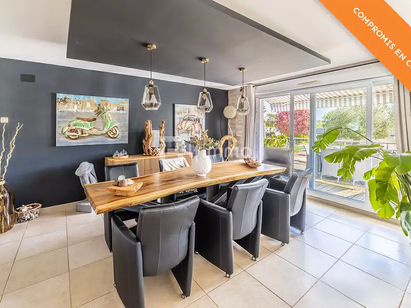 Maison, 174 m²