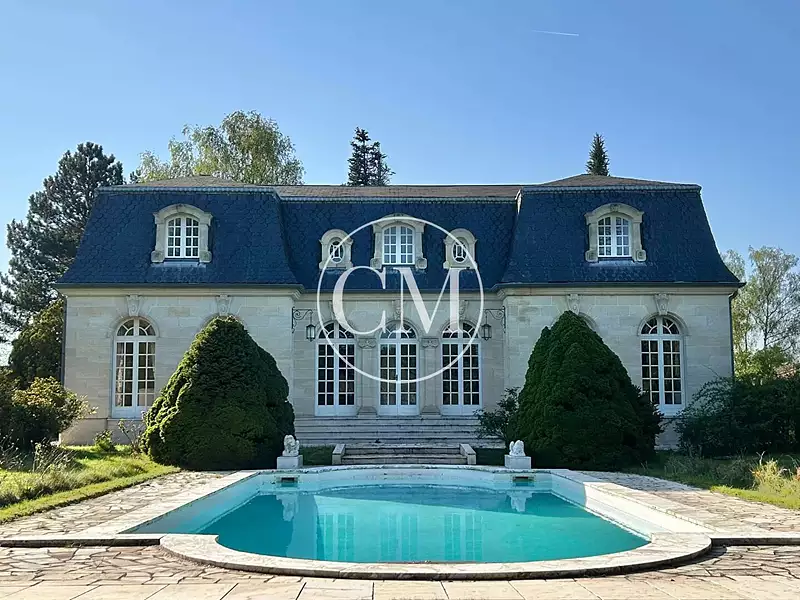 Maison, 174 m²