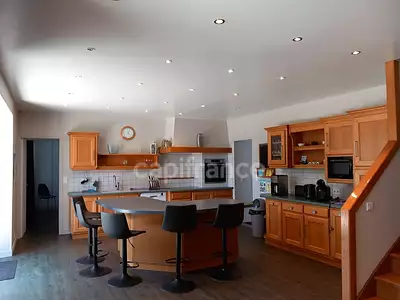 Maison, 190 m²