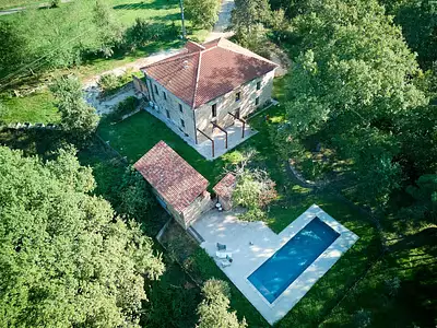 Maison, 222 m²