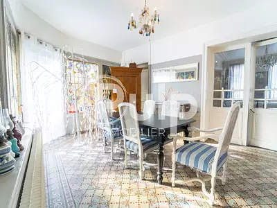 Maison, 190 m²