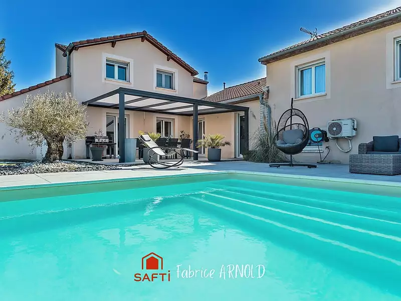 Maison, 165 m²