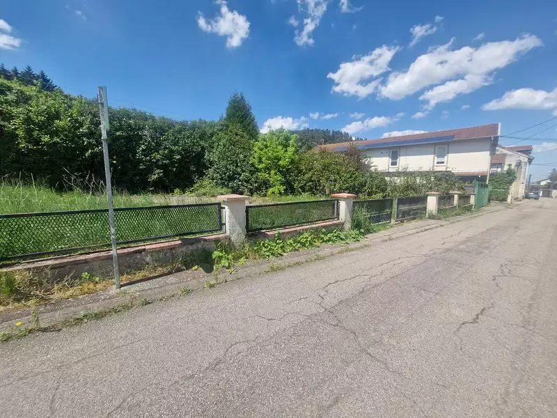 Terrain, 1 105 m²
