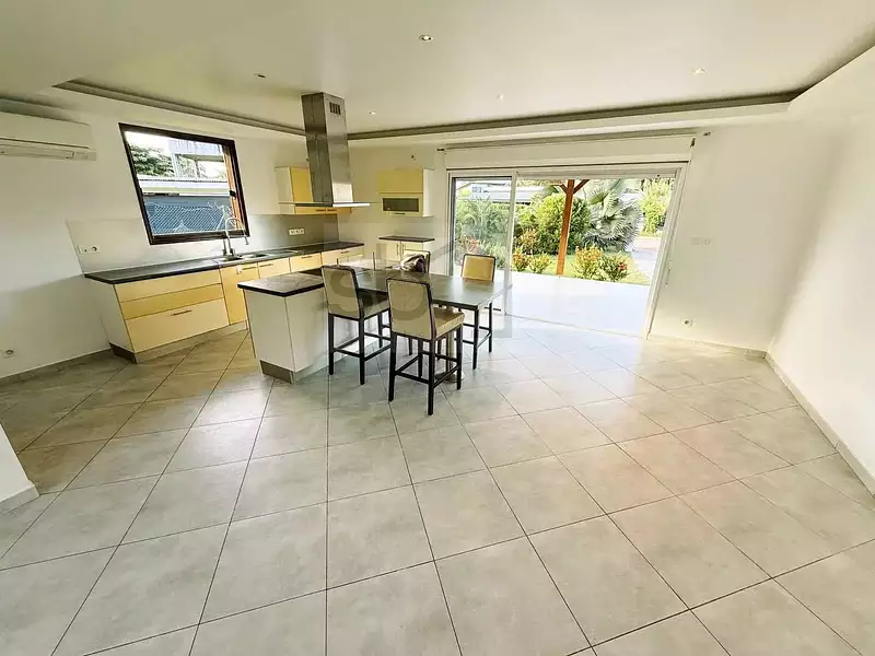 Maison, 131,26 m²