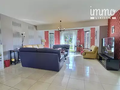 Maison, 117 m²