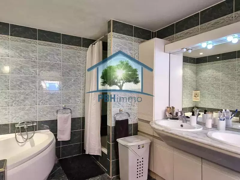 Appartement, 146,94 m²