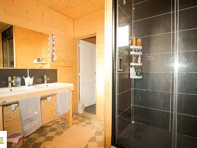 Maison, 146 m²