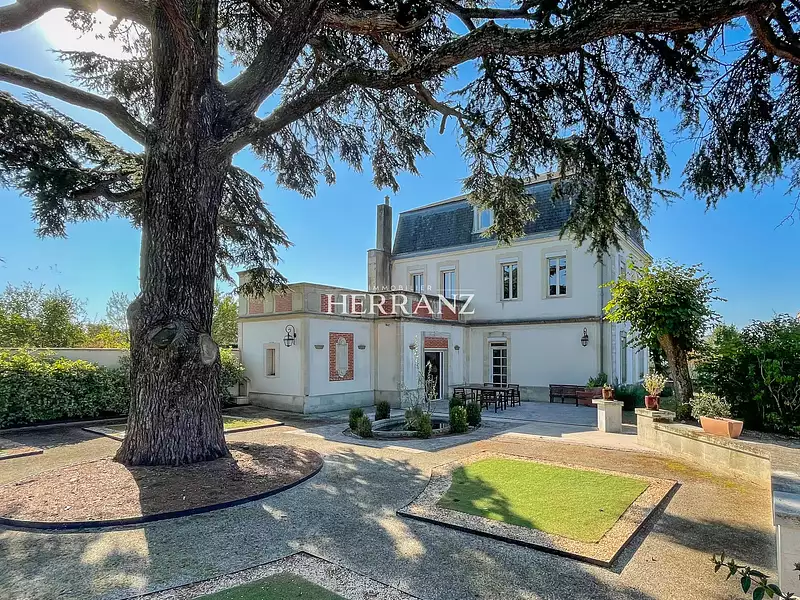 Maison, 260 m²