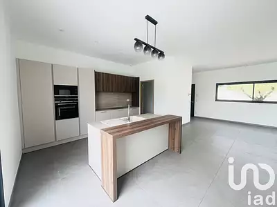 Maison, 167 m²