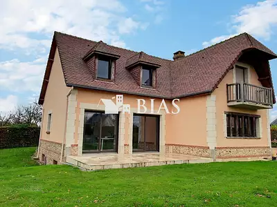 Maison, 165 m²