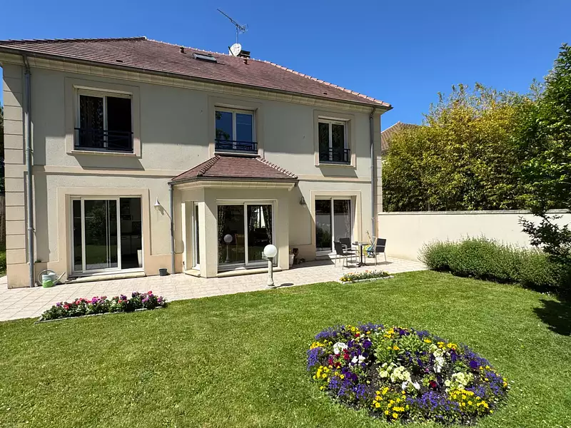 Maison, 193 m²