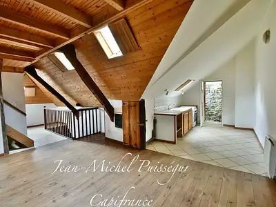 Immeuble, 220 m²