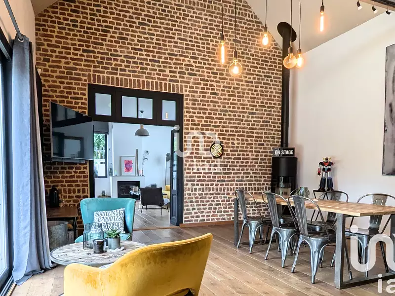 Maison, 185 m²
