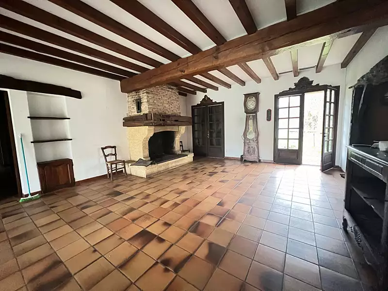 Maison, 240 m²