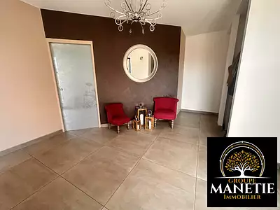 Maison, 300,08 m²