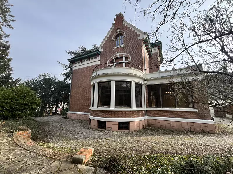 Maison, 330 m²