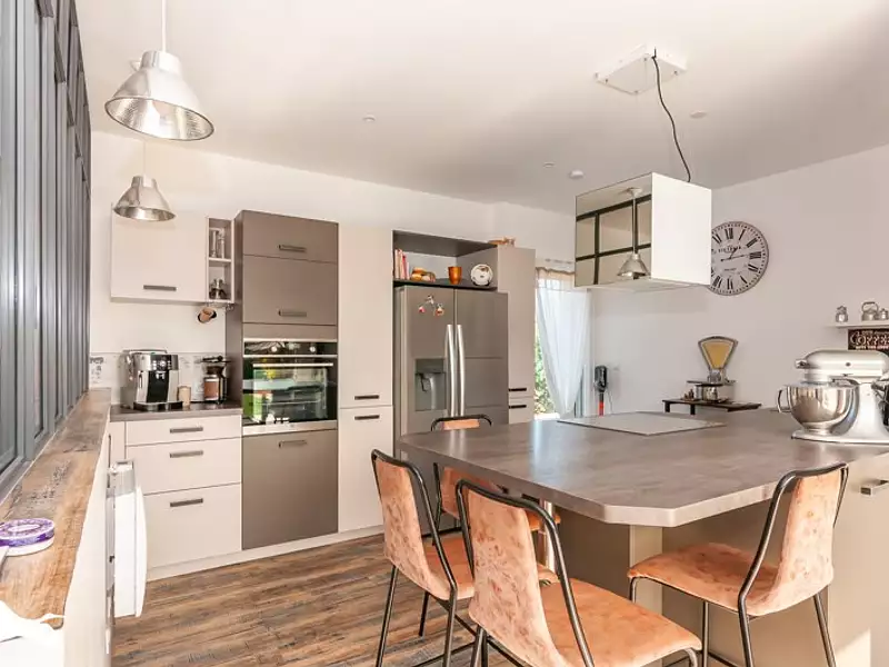 Maison, 297 m²