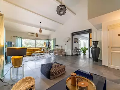 Maison, 258 m²