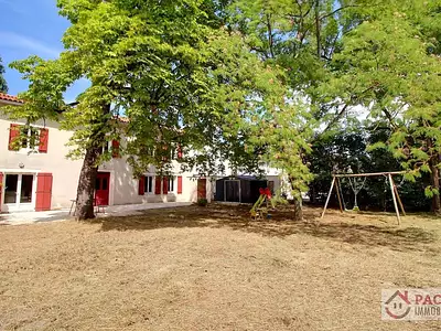 Maison, 165,7 m²