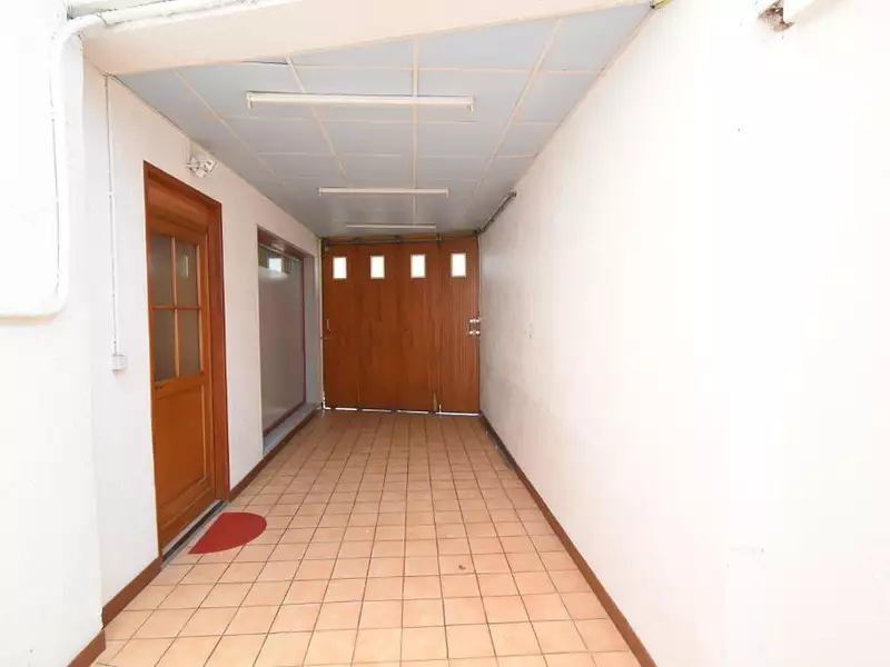 Immeuble, 180 m²