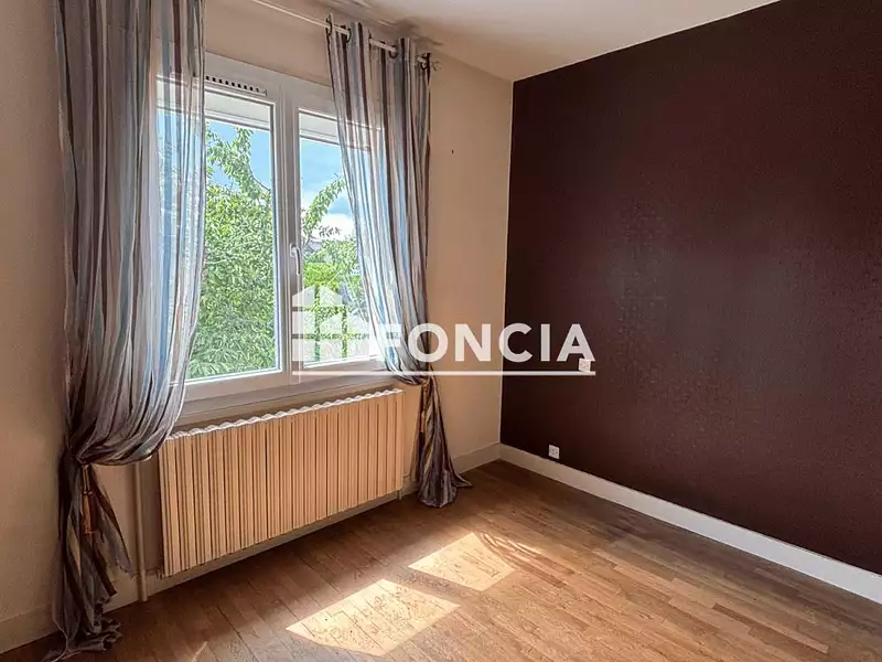 Maison, 125 m²
