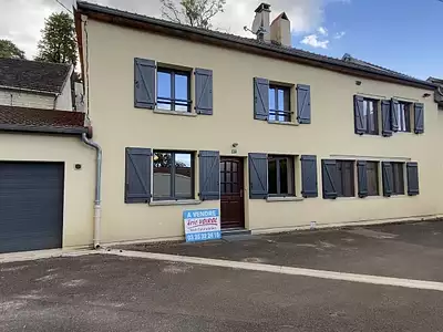 Maison, 250 m²