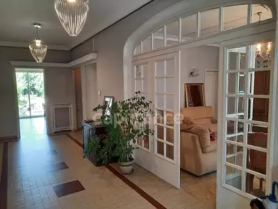 Maison, 198 m²