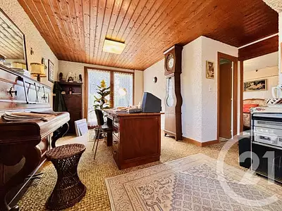 Maison, 196 m²