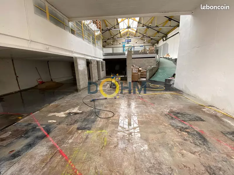 Divers, 850 m²
