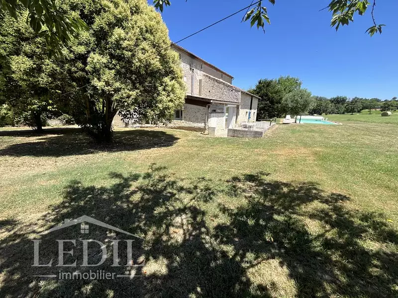 Maison, 152 m²