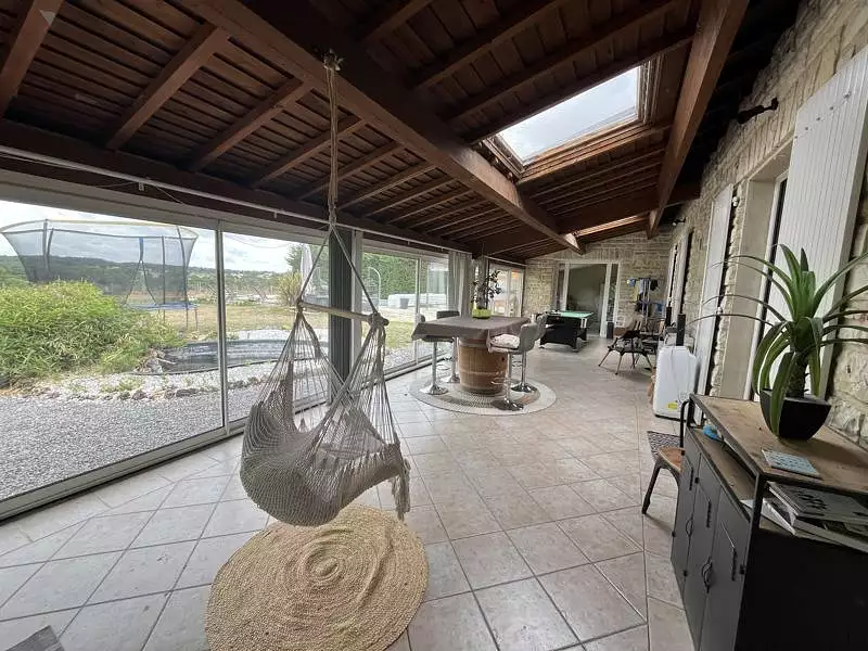 Maison, 222 m²