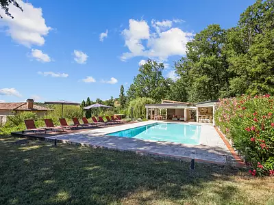 Maison, 749 m²