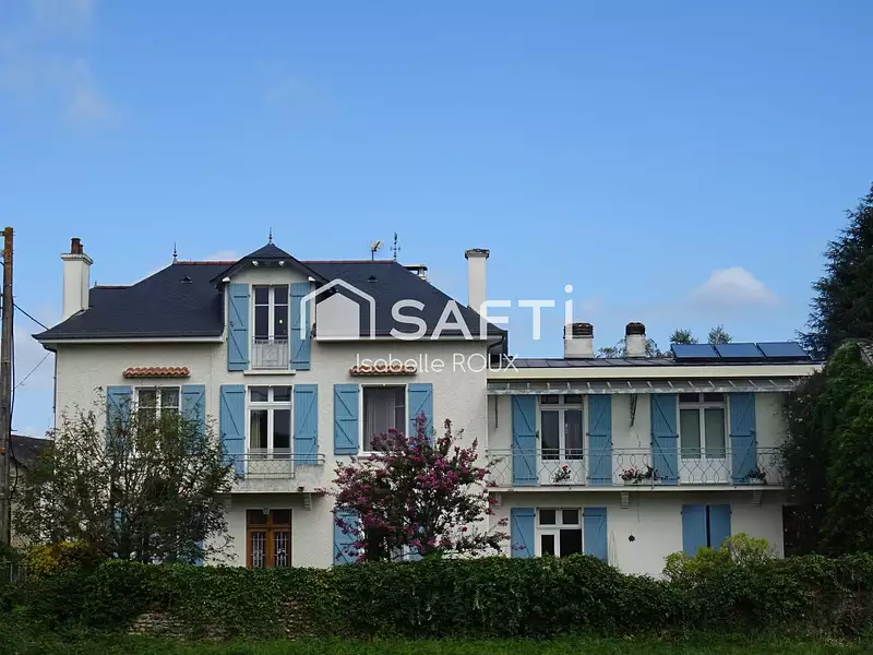Maison, 220 m²