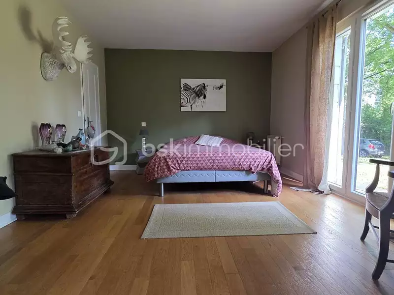 Maison, 230 m²