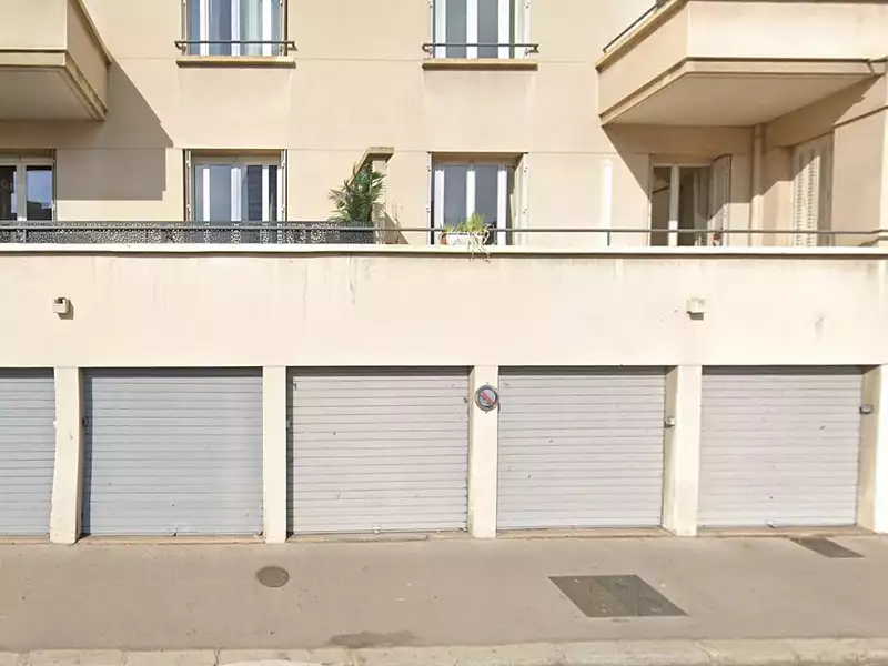 Parking, 16 m²