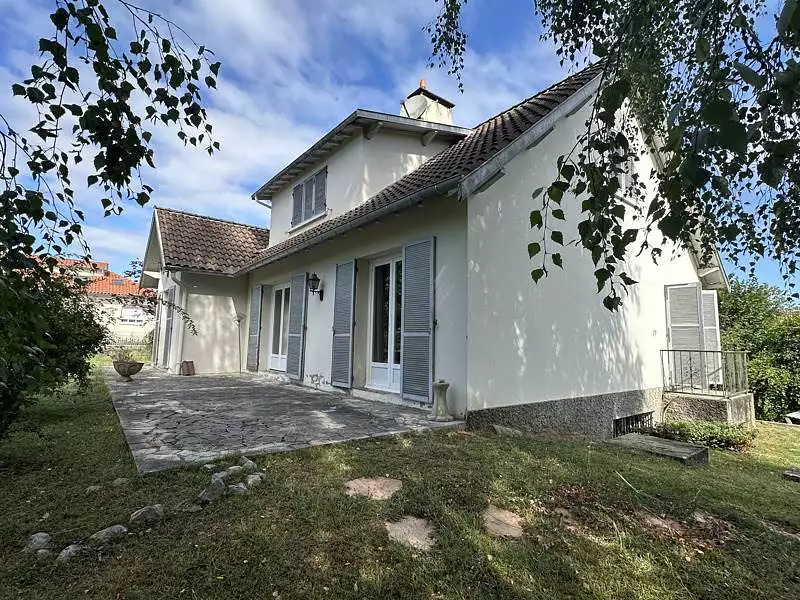 Maison, 164 m²