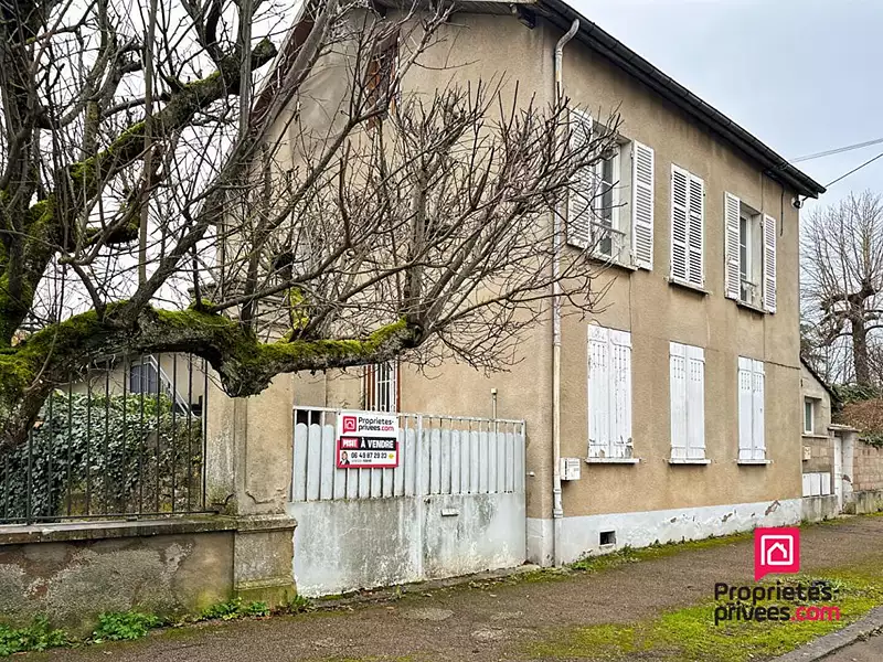 Maison, 203 m²