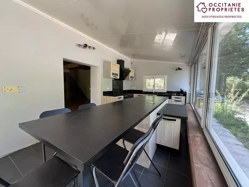 Maison, 230 m²