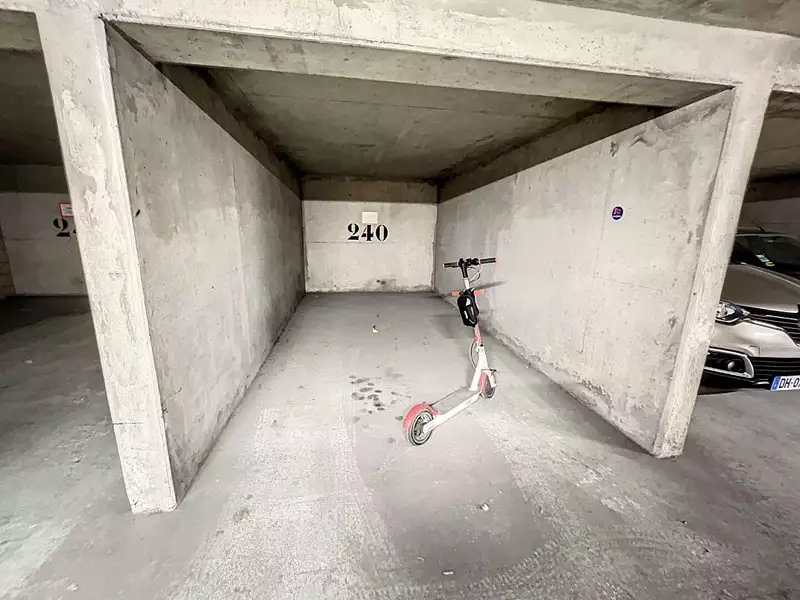 Parking, 12 m²