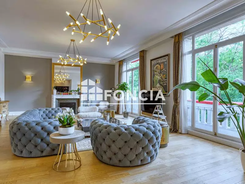 Appartement, 375 m²